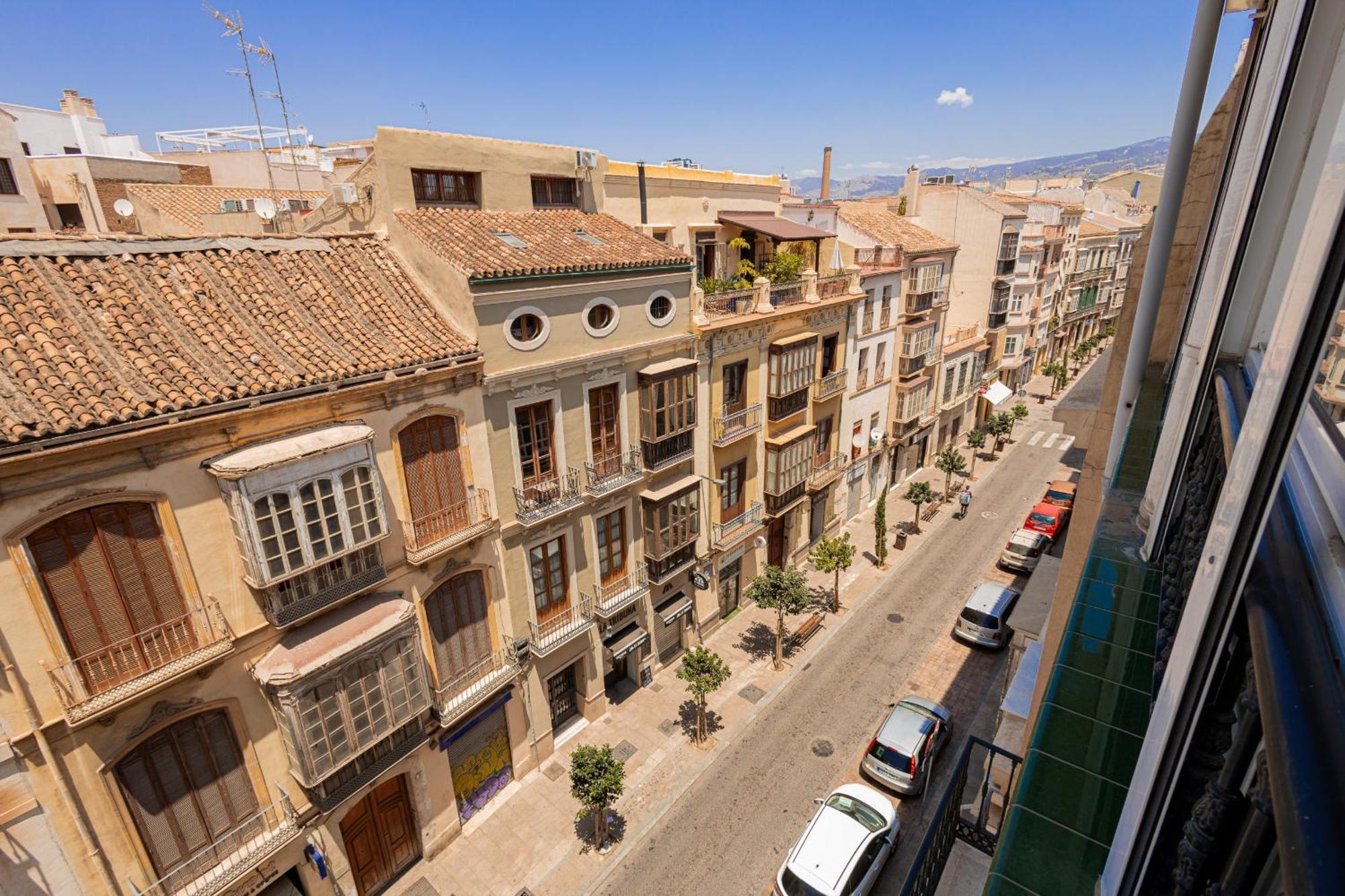 Апартаменти C103 - Sunny Terrace, Old Town Views Малага Екстер'єр фото